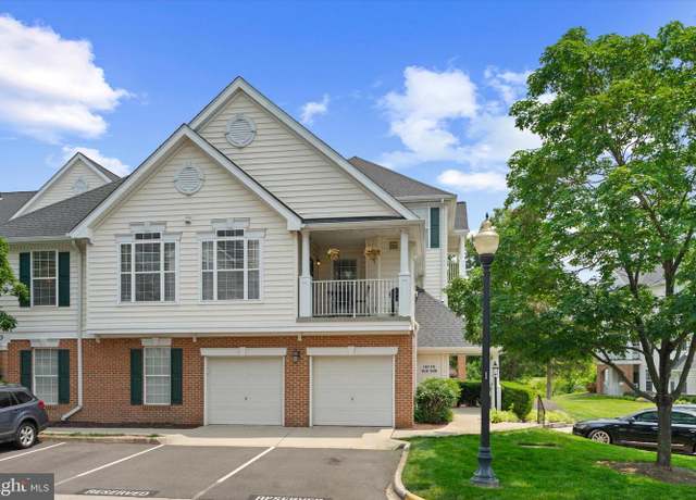 Property at 25280 Lake Shore Sq #205, Chantilly, VA 20152, 2 beds, 1 bath