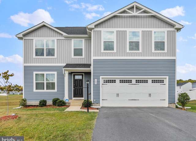 Property at 389 Sanctuary Dr, Hedgesville, WV 25427, 4 beds, 2.5 baths