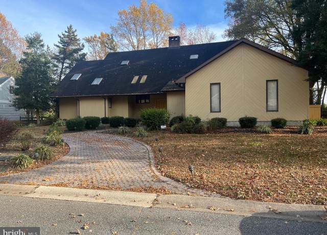 Property at 138 Pine Valley Rd, Dover, DE 19904, 3 beds, 3.5 baths