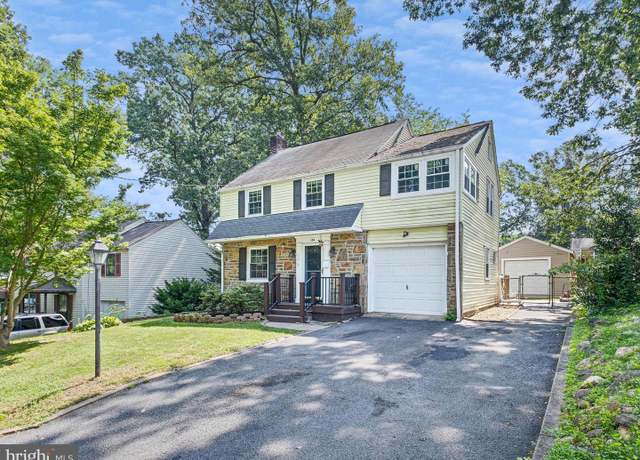 Property at 104 Laurel Ln, Wilmington, DE 19804, 3 beds, 1.5 baths