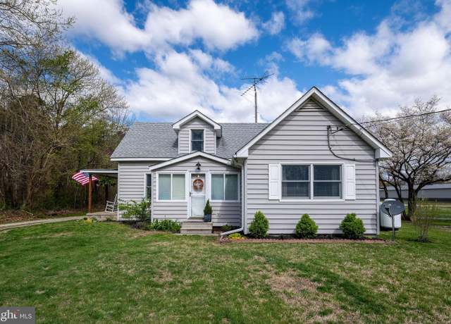 Property at 702 Federal St, Milton, DE 19968, 3 beds, 1 bath