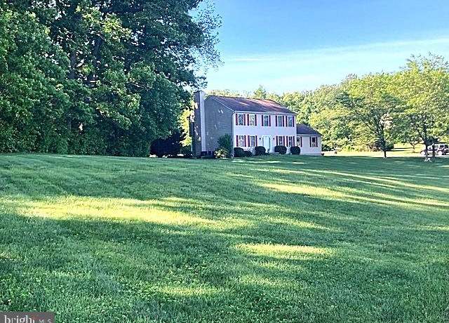 Property at 4693 Catalina Dr, Hampstead, MD 21074, 4 beds, 3.5 baths