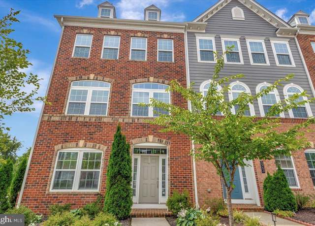 Property at 5961 Glen Willow Way, Ellicott City, MD 21043, 4 beds, 4 baths