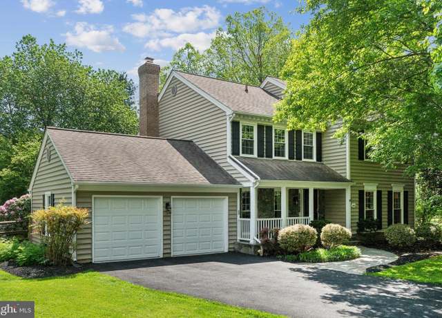 Property at 8401 Saint Regis Way, Montgomery Village, MD 20886, 4 beds, 2.5 baths
