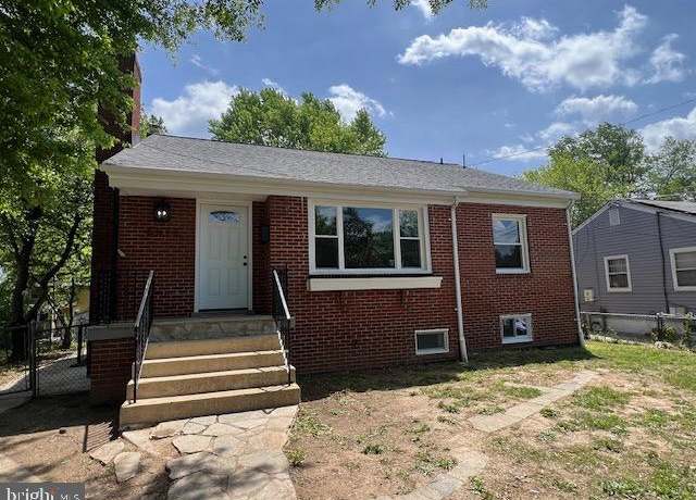 Property at 6013 Jamestown Rd, Hyattsville, MD 20782, 5 beds, 2.5 baths