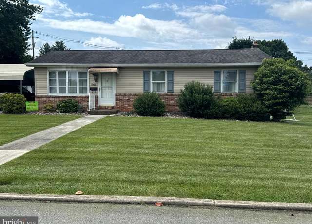 Property at 17415 Gay St, Hagerstown, MD 21740, 3 beds, 1 bath