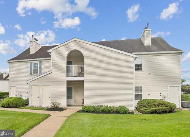 Property at 1302-B Ginger Dr, Mount Laurel, NJ 08054, 2 beds, 2 baths