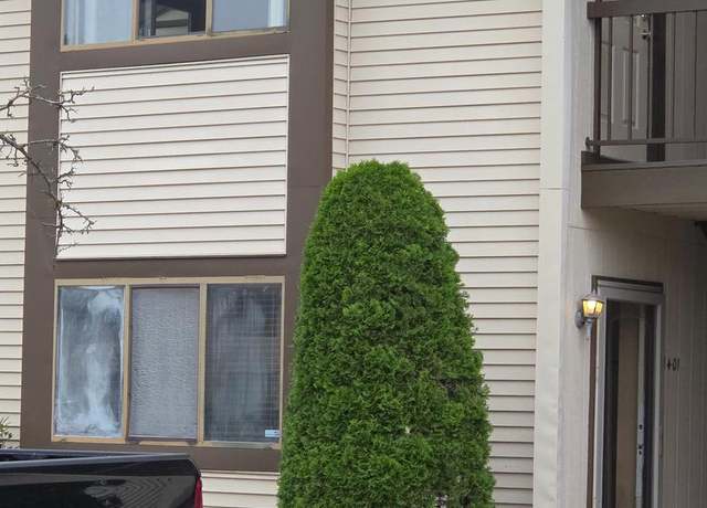 Property at 1401 Britton Pl, Voorhees, NJ 08043, 2 beds, 2 baths