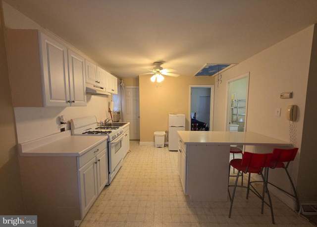 Property at 448 Engard Ave, Pennsauken, NJ 08110, 2 beds, 1 bath