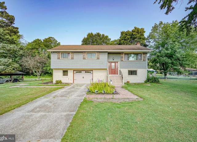Property at 170 Fort Mott Rd, Pennsville, NJ 08070, 3 beds, 2 baths