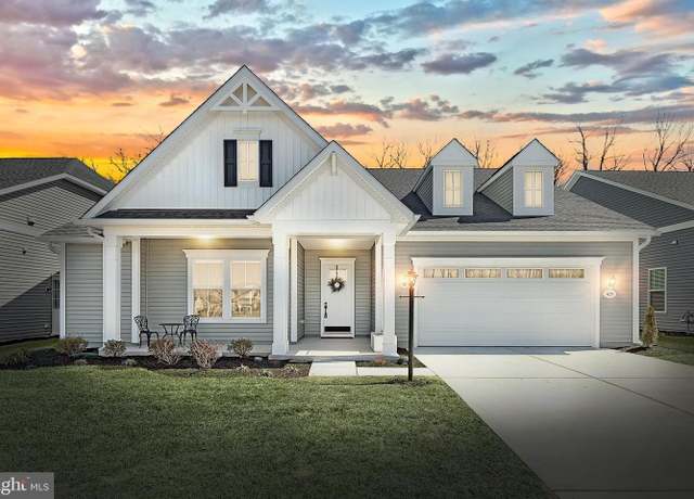Property at 419 Quiet Creek Dr, Gettysburg, PA 17325, 3 beds, 3.5 baths