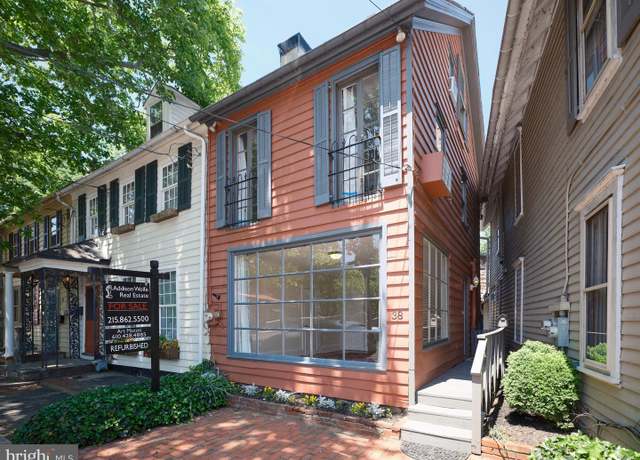 Property at 38 W Ferry St, New Hope, PA 18938, 2 beds, 1.5 baths