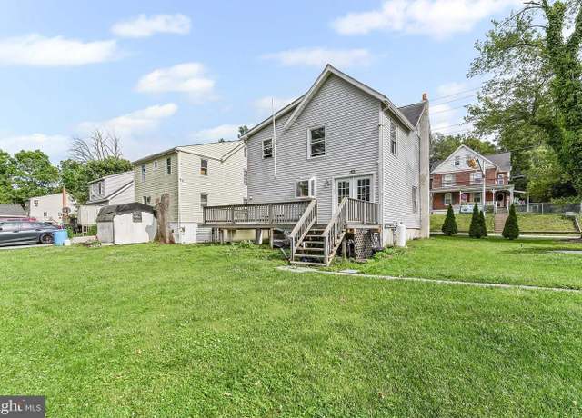 Property at 405 E South St, Kennett Square, PA 19348, 3 beds, 1 bath