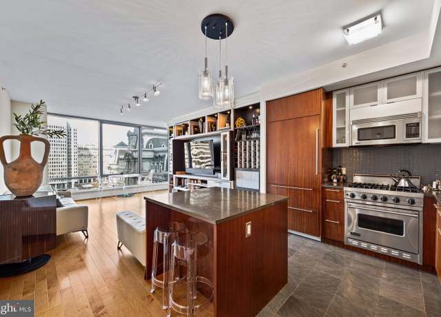 Property at 1414 S Penn Sq Unit 11D, Philadelphia, PA 19102, 1 bed, 1.5 baths