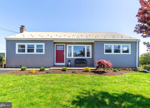 Property at 48 W Pennsylvania Ave, Stewartstown, PA 17363, 4 beds, 2 baths