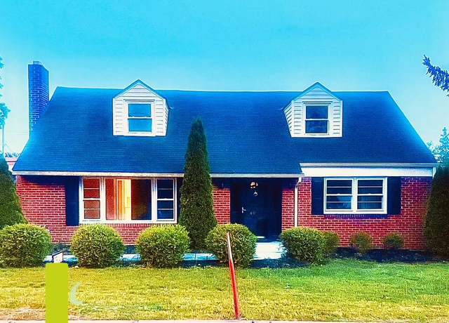 Property at 4070 W Market St, York, PA 17408, 4 beds, 1.5 baths