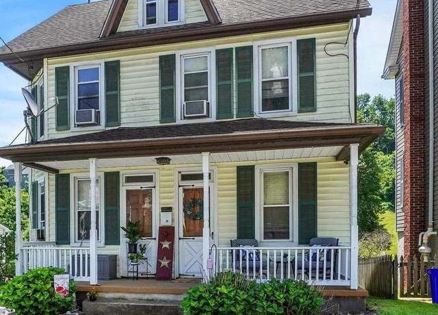 Property at 216 Hanover St, Glen Rock, PA 17327, 3 beds, 1.5 baths