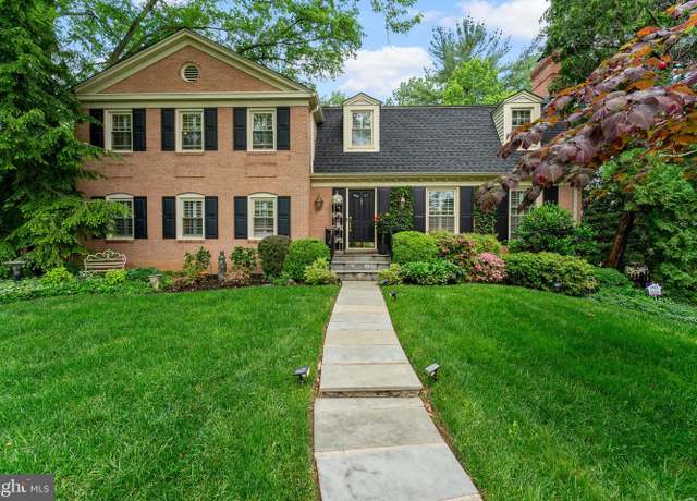 Property at 7223 Van Ness Ct, Mclean, VA 22101, 5 beds, 3 baths