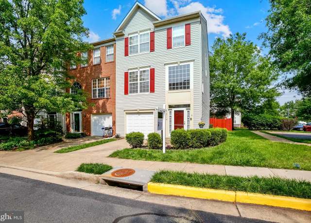 Property at 18778 Trident Sq, Leesburg, VA 20176, 3 beds, 2.5 baths