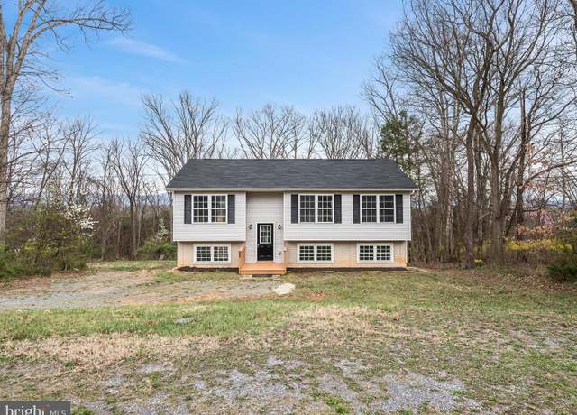 Property at 300 Riverbend Dr, Luray, VA 22835, 3 beds, 2 baths