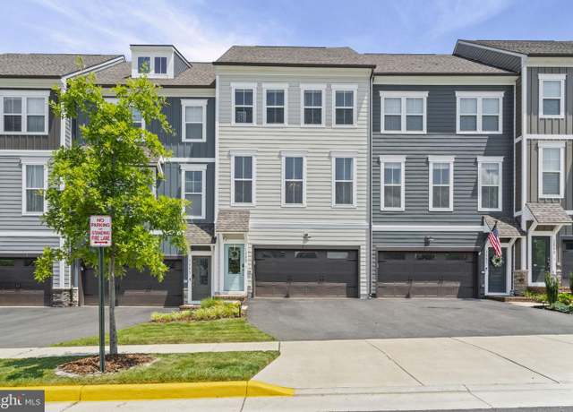 Property at 1685 Aspen Poplar Rd, Dumfries, VA 22026, 4 beds, 4.5 baths