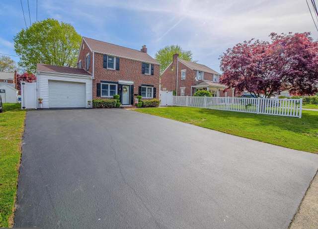 Property at 112 Jackson Ave, New Castle, DE 19720, 3 beds, 2.5 baths