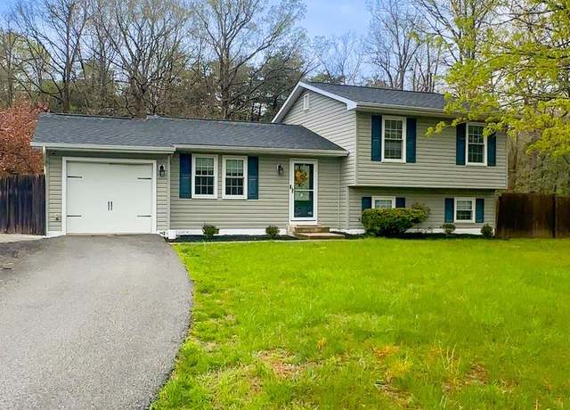 Property at 2204 Holly Oak Ct, Waldorf, MD 20601, 4 beds, 3 baths