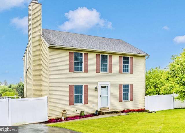 Property at 19 Zanella Dr, Emmitsburg, MD 21727, 4 beds, 3.5 baths