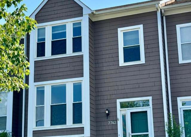 Property at 7742 Chatfield Ln, Ellicott City, MD 21043, 4 beds, 3.5 baths