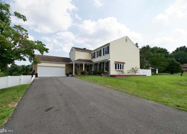 Property at 10105 Quince Apple Ct, Upper Marlboro, MD 20772, 5 beds, 3.5 baths