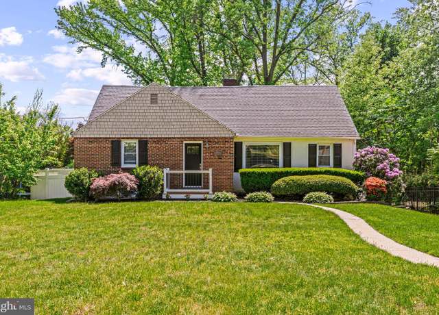 Property at 226 Hutchinson Ave, Haddonfield, NJ 08033, 4 beds, 2 baths