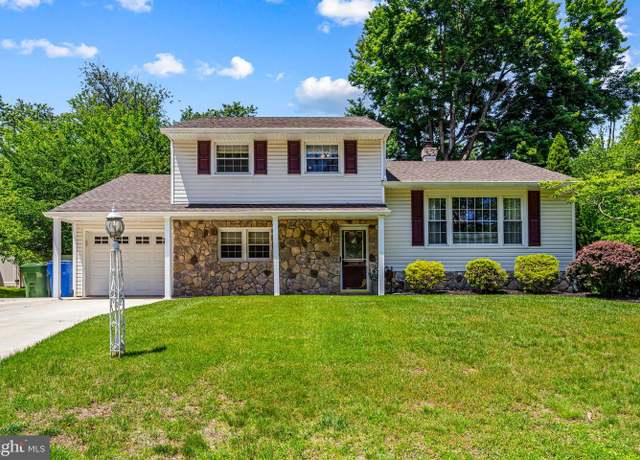 Property at 417 Narragansett Dr, Cherry Hill, NJ 08002, 4 beds, 2.5 baths