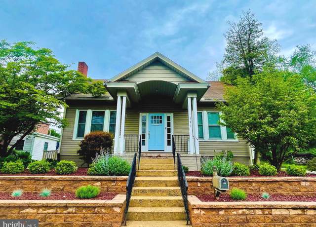 Property at 501 Linwood St, New Cumberland, PA 17070, 4 beds, 2 baths