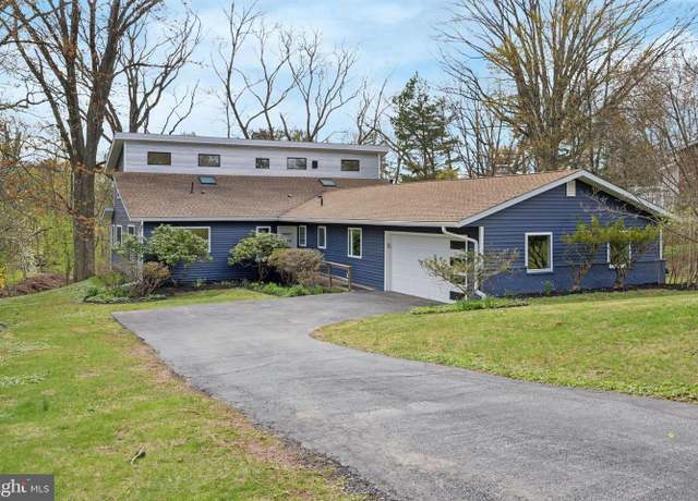 Property at 82 S Forge Manor Dr, Phoenixville, PA 19460, 5 beds, 3.5 baths