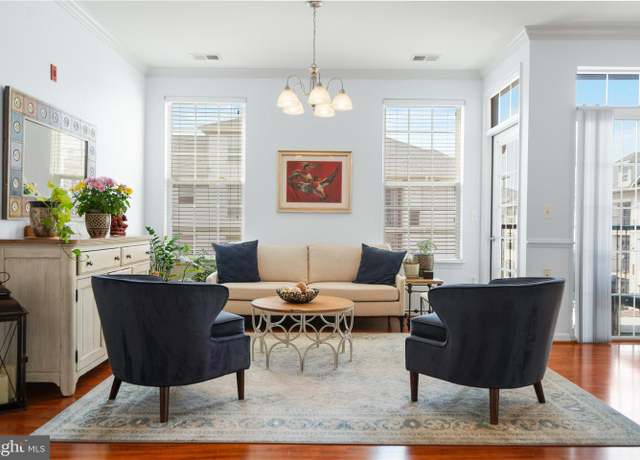 Property at 11501 Cardoness Ln #304, Fairfax, VA 22030, 3 beds, 2 baths
