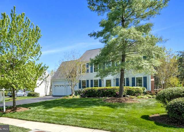 Property at 15427 Martins Hundred Dr, Centreville, VA 20120, 5 beds, 4.5 baths