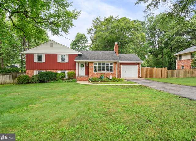 Property at 8908 Vernon View Dr, Alexandria, VA 22308, 5 beds, 3 baths