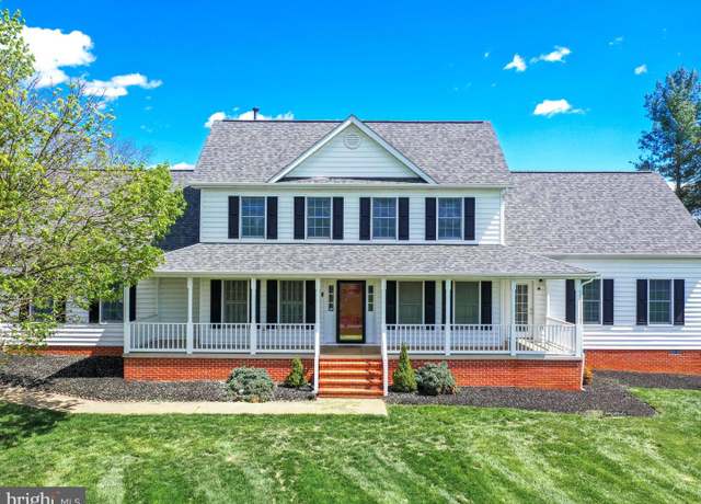 Property at 98 Foxhall Rd, Charles Town, WV 25414, 5 beds, 4.5 baths