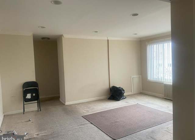 Property at 512 Ridge Rd SE #205, Washington, DC 20019, 1 bed, 1 bath