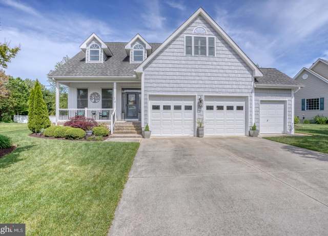 Property at 14 Ennis Ln, Rehoboth Beach, DE 19971, 3 beds, 2.5 baths