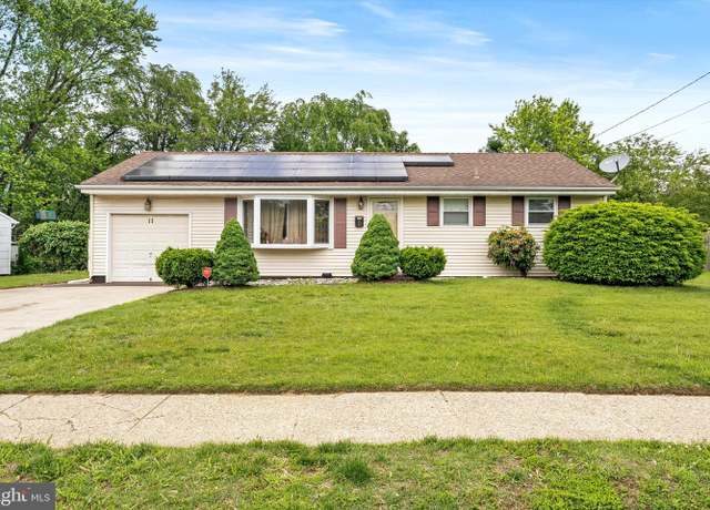 Property at 11 Langdon Rd, Burlington, NJ 08016, 3 beds, 1 bath
