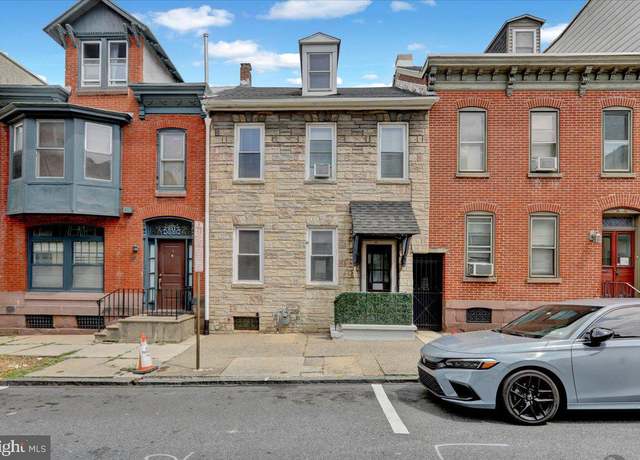 Property at 913 Washington St, Reading, PA 19601, 3 beds, 1.5 baths