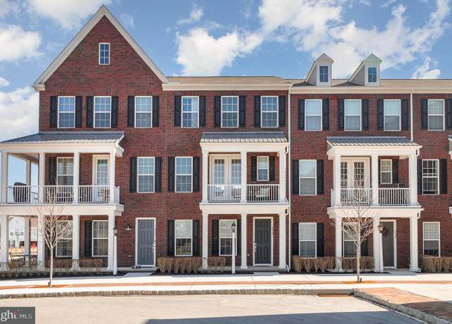 Property at 3213 Wayland Rd, Mechanicsburg, PA 17055, 4 beds, 3.5 baths