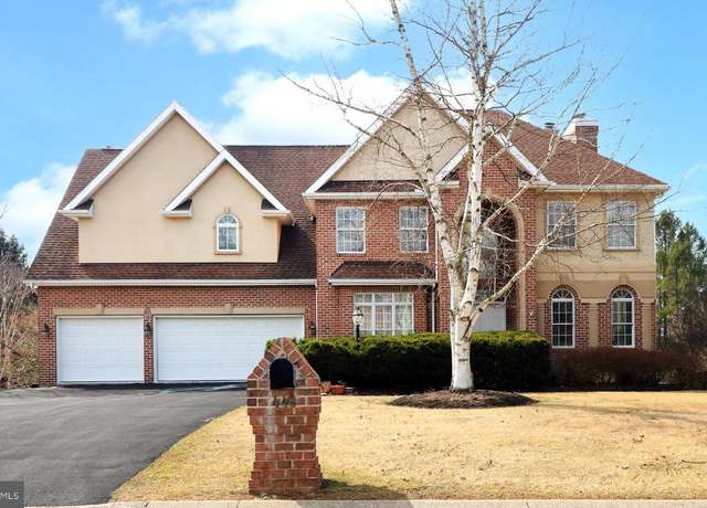 Property at 448 Tulira Ln, State College, PA 16801, 4 beds, 4.5 baths