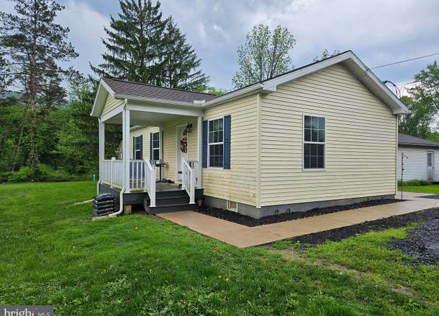 Property at 712 E Plank Rd, Port Matilda, PA 16870, 2 beds, 1 bath