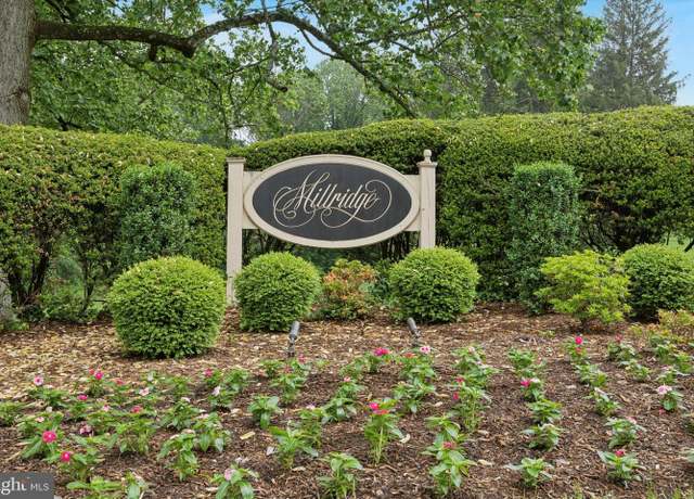 Property at 202-B Summit Dr Unit B, Bryn Mawr, PA 19010, 2 beds, 2 baths