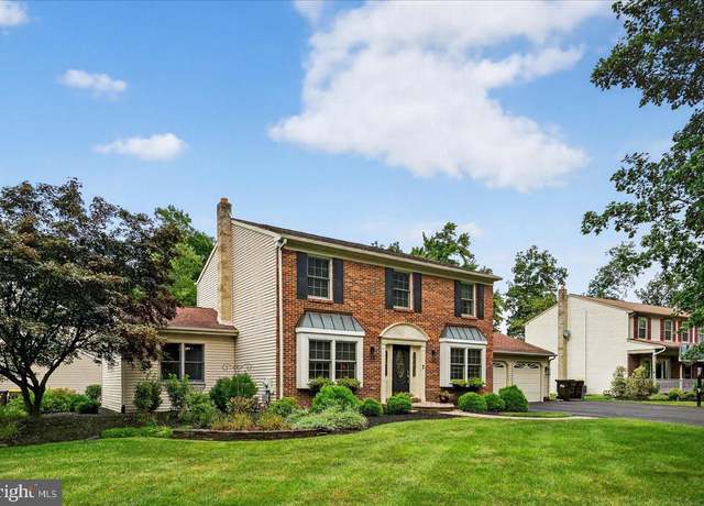 Property at 111 Canterbury Ln, Lansdale, PA 19446, 3 beds, 1.5 baths