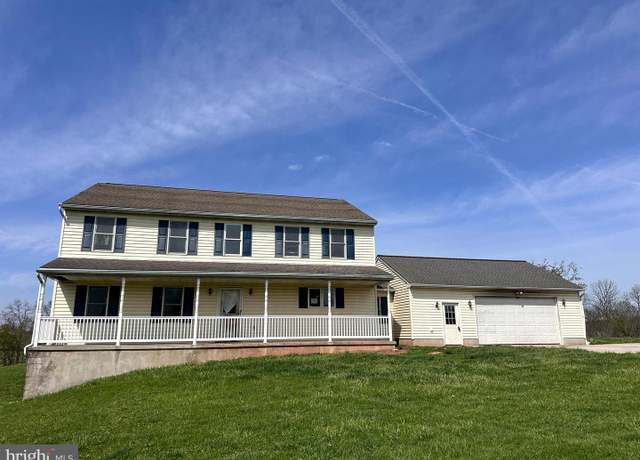 Property at 6829 Pleasantview Dr, Thomasville, PA 17364, 6 beds, 3 baths
