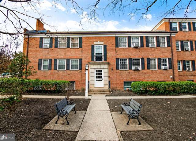 Property at 5107 10th St S #4, Arlington, VA 22204, 2 beds, 1 bath
