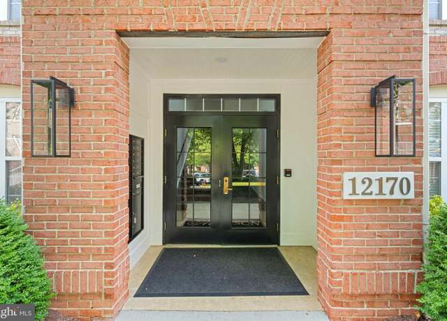 Property at 12170 Abington Hall Pl #201, Reston, VA 20190, 2 beds, 2 baths